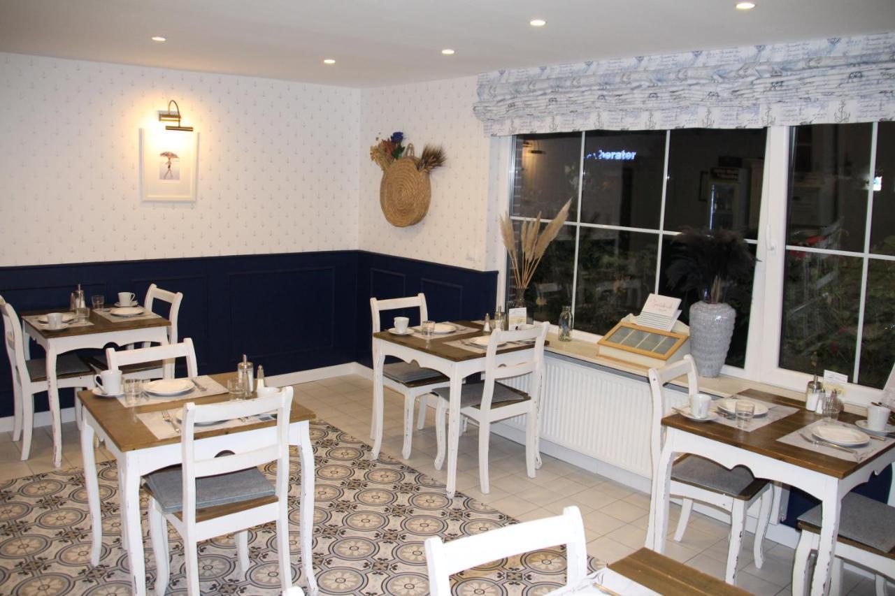 Pension Zur Brandung Busum Exterior photo